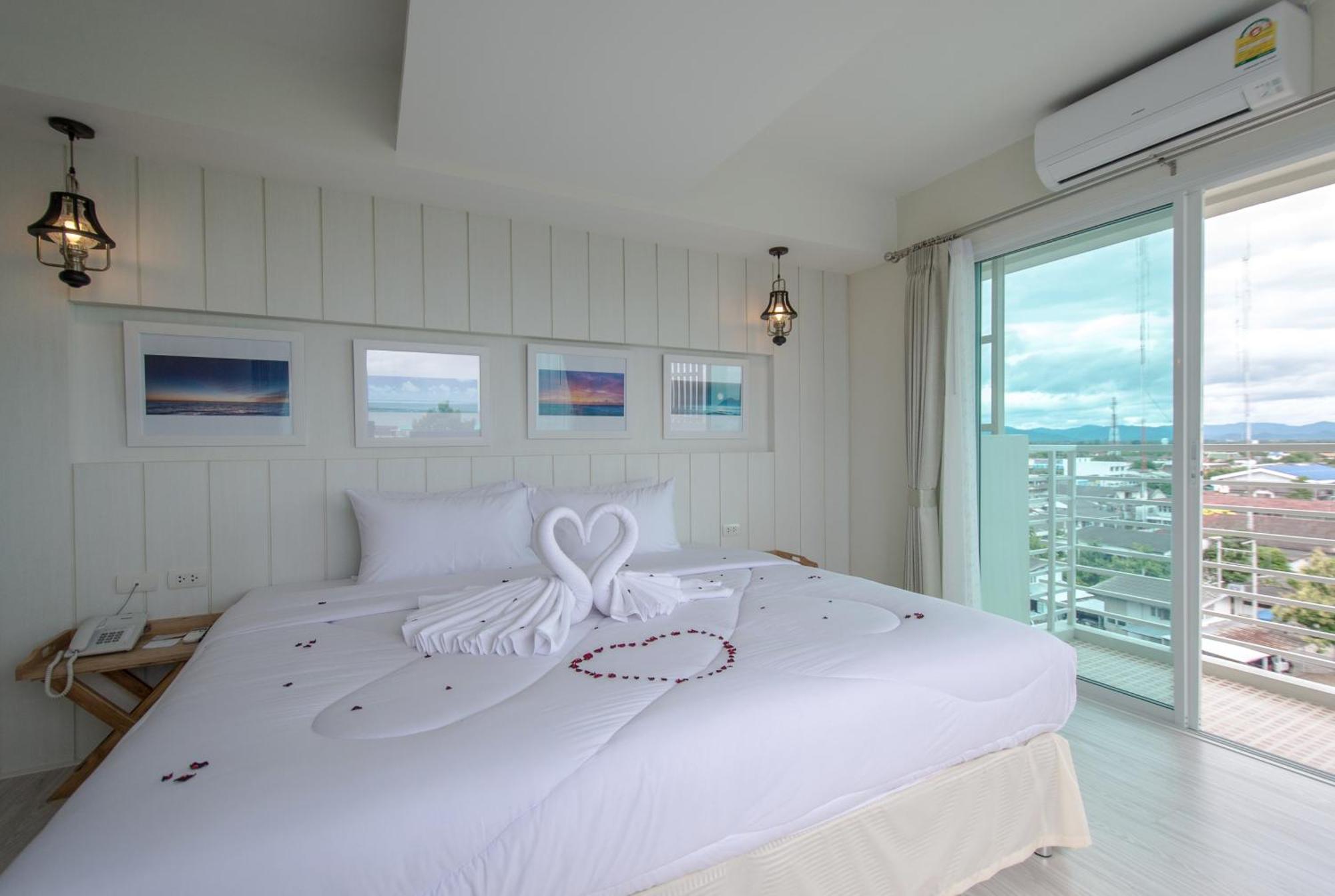 Prachuap Grand Hotel Prachuap Khiri Khan Room photo